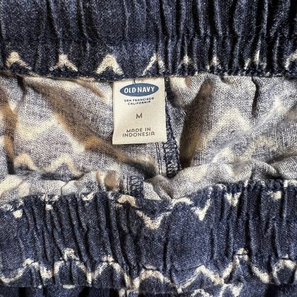 old Navy, Size Medium Navy Print Shorts - Picture 4 of 7